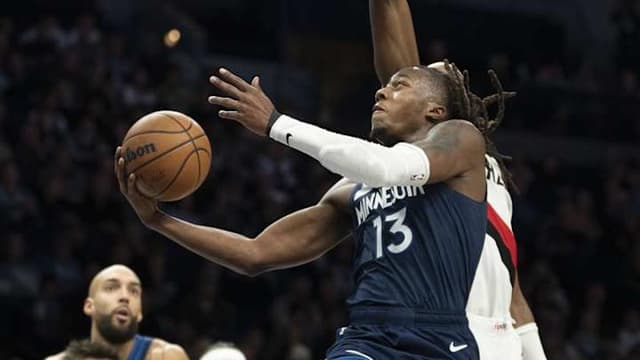 Ayo Dosunmu escaped one of the biggest tank jobs of the NBA season - NBA Scores