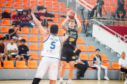 Lastimosa erupts for 32 as Heroes rout Darkhorse - News