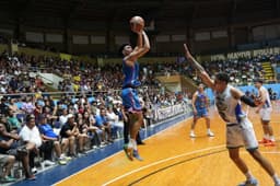 Athletics extend streak, Batang Kankaloo cruise in MPBL - News
