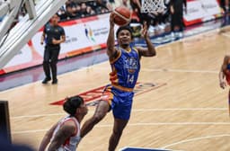 NLEX stays unbeaten, rolls past Titan Ultra for third straight victory - News